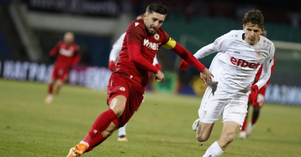 ЦСКА победил ЦСКА-1948 и вышел в полуфинал.