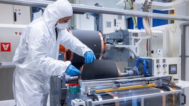 Кризисы 2020 года уже обошлись Германии экономическим ущербом почти в 1 триллион долларов. евро