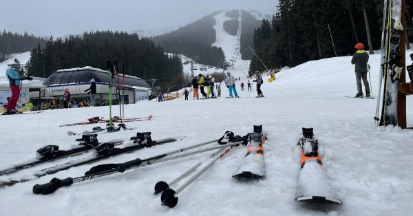 Хорошие условия для катания в горах, работает инфраструктура.