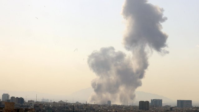 От «опасной ситуации» к «концу терроризма близко»: реакция политиков на удары Ирана