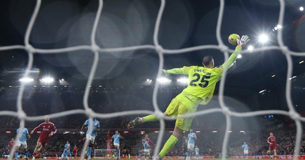 «Манчестер Сити» обыграл «Ливерпуль» спорным пенальти