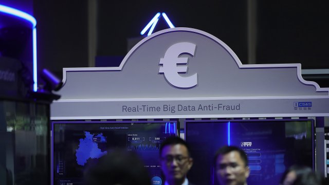 Европейский парламент выступил за цифровой евро, который будет функционировать онлайн и офлайн