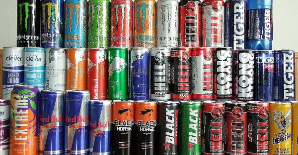 Испания запретила энергетические напитки для детей