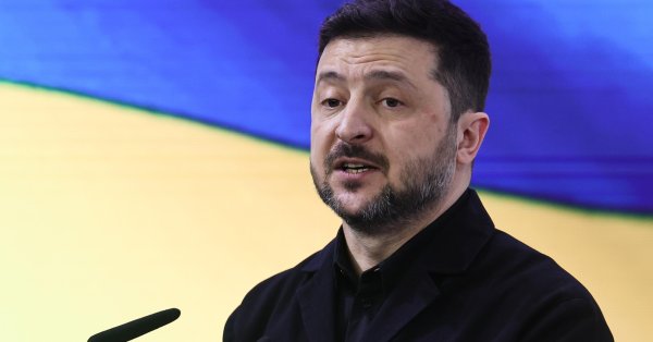 Зеленский: Украина не проигрывает войну, вопрос в том, выиграем ли мы ее