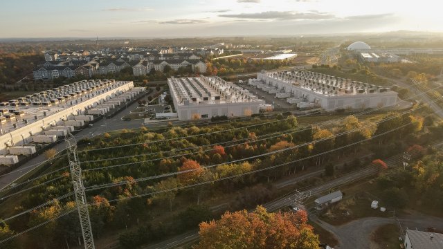 Акции Amazon упали после того, как компания объявила о повышении расходов на искусственный интеллект почти на 60%