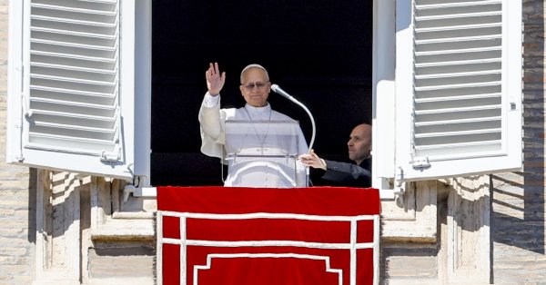 Папа Лев призвал к миру на Украине: Пусть замолчат пушки, пусть прекратятся бомбардировки