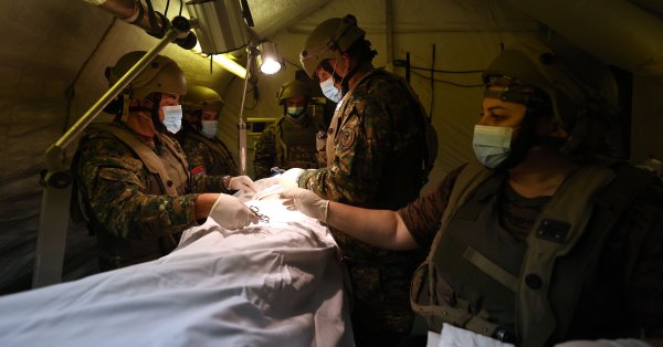 В Германию на лечение прибыли 1700 солдат, раненых на войне в Украине
