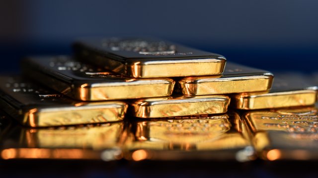 Китай продолжает закупки золота, несмотря на волатильность рынка