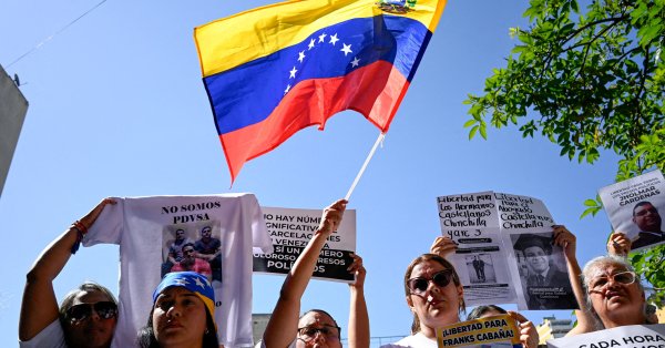 Внутренняя эрозия власти: социалисты теряют контроль в Венесуэле