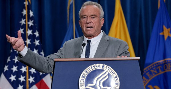 Министр РФК разразился заявлением: Я нюхал кокаин из унитаза