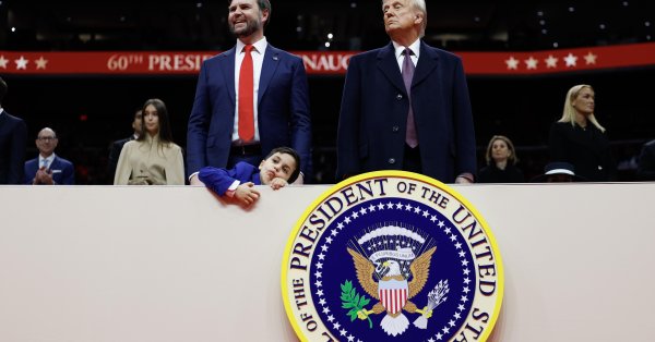 Вэнс: Иран до сих пор не принял некоторые красные линии, установленные Трампом