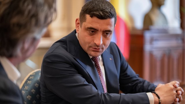 Как румынские популисты эксплуатируют разногласия между ЕС и США