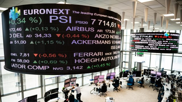 Более низкие, чем ожидалось, тарифы Трампа окрасили европейские рынки в зеленый цвет