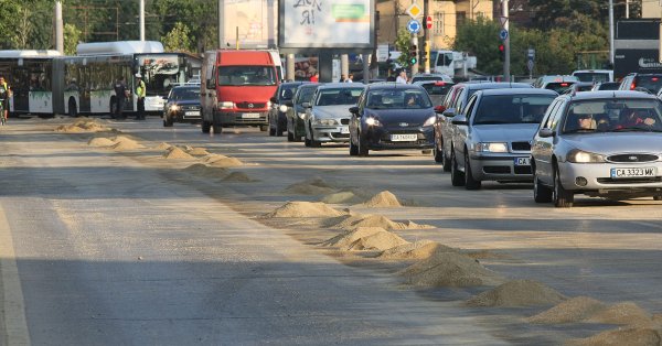 Временная организация дорожного движения по бульвару Владимира Вазова. в связи со строительством участка метро