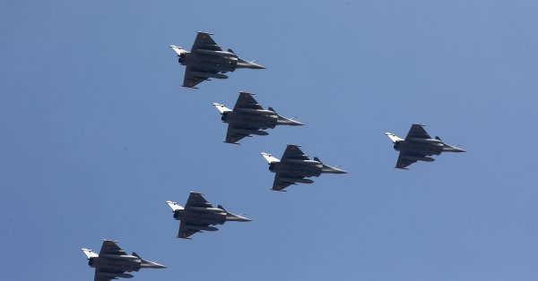 Почему Индия покупает еще 31 французский истребитель Rafale?