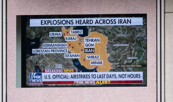 Конфликт США, Израиля и Ирана: взаимные атаки и влияние на нефть и рынки
