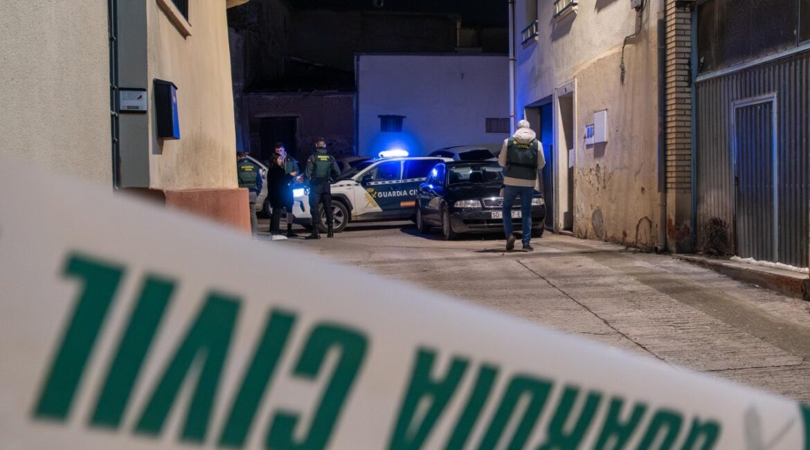 27-летний мужчина убил своего 81-летнего мужа, его приговорили к 40 годам заключения