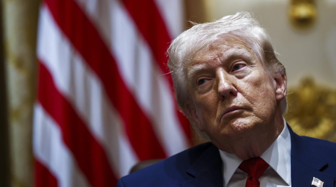 Трамп с новой ошибкой: он принял Ирландию за о. Диего Гарсия ударил по Ирану ядерным оружием ВИДЕО