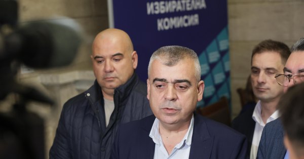 Хайри Садаков: АПС пройдет в парламент