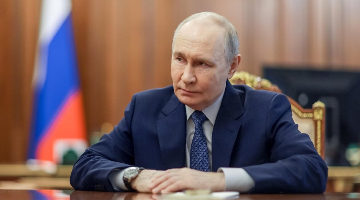 Секретная кампания Путина по сохранению Орбана у власти