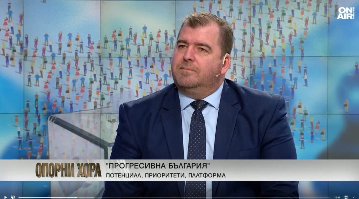 Явор Гечев: Коалиция Румена Радева борется за 120 депутатов в НС