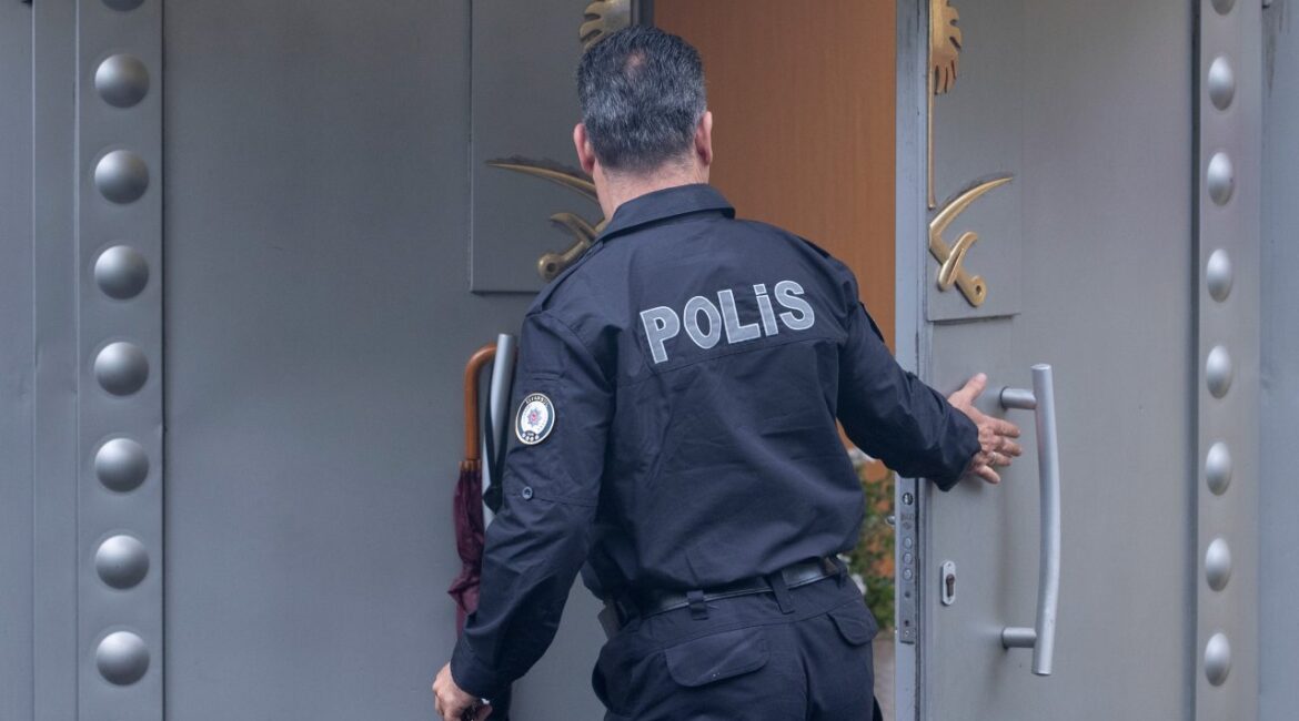 В Стамбуле в ходе операции против четырех шин изъяли более 500 кг наркотиков