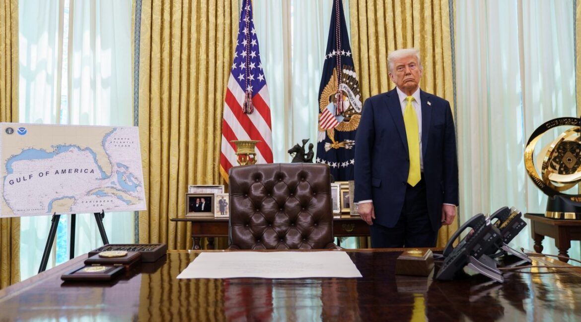 Трейдеры уже внимательно следят за своими позициями на фондовом рынке в преддверии выходных.