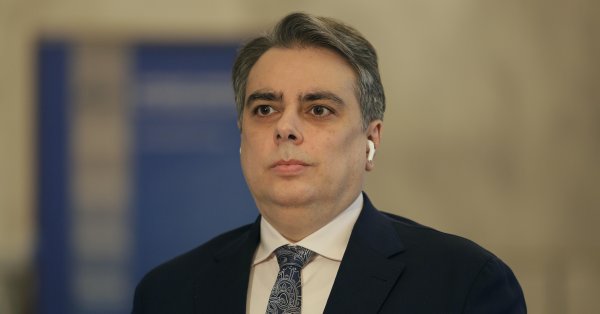 Асен Василев: Мы хотим от болгарских граждан мандата на 121 депутата