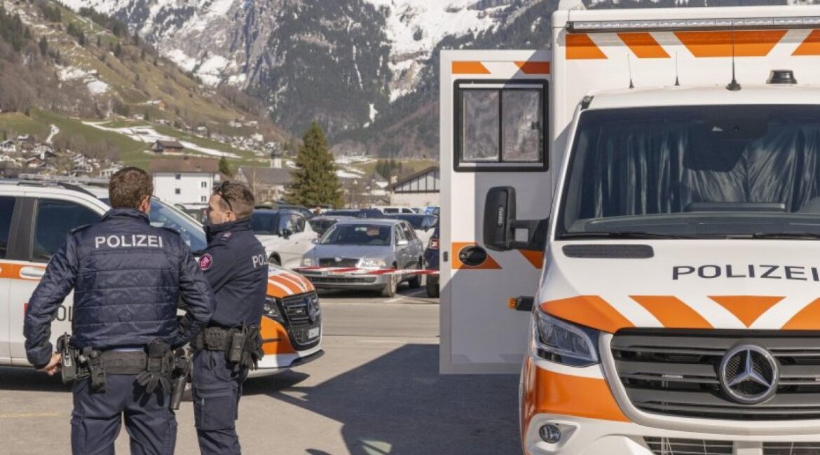 87-летний водитель сбил группу школьников в Швейцарии