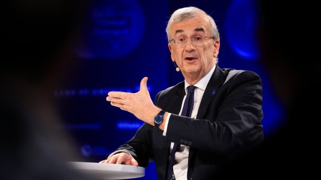 Губернатор Франции: ЕЦБ не будет устанавливать процентные ставки, основываясь только на ценах на энергоносители