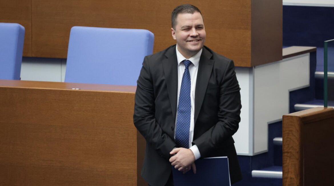 Кабинету министров необходимо остановить TikTok и принять меры