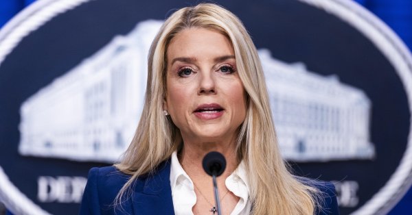 Генеральный прокурор Пэм Бонди будет допрошена Конгрессом по делу Эпштейна