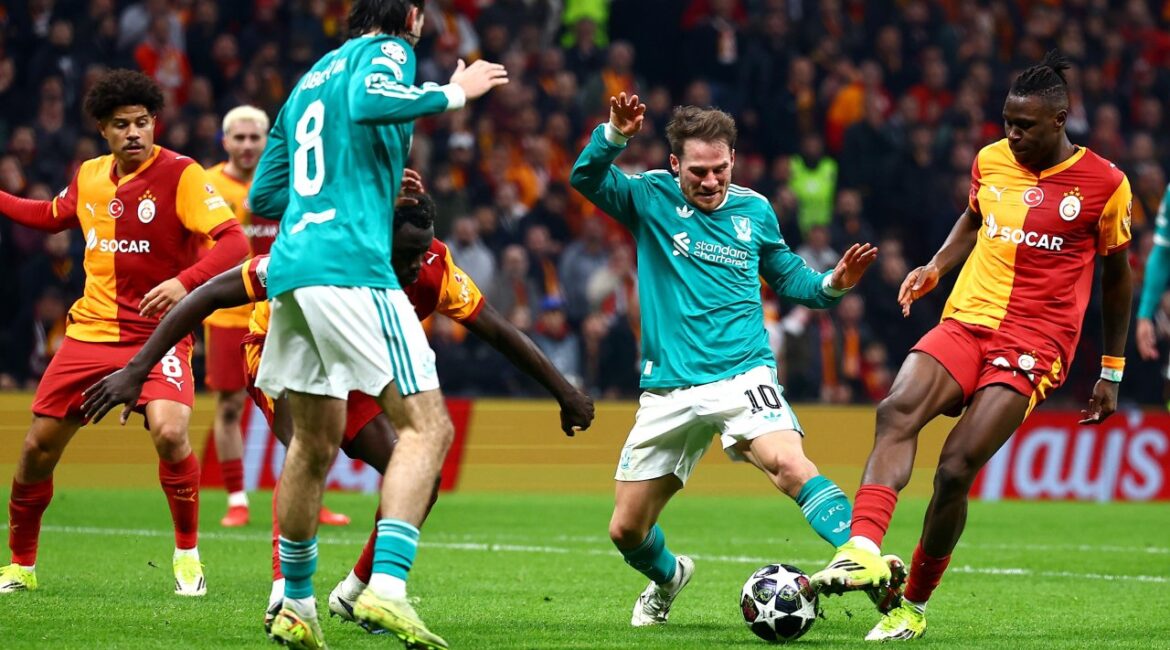 «Галатасарай» обыграл «Ливерпуль» в Стамбуле