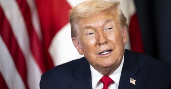 Трамп: лидер Ирана должен хорошо относиться к США и нашим партнерам