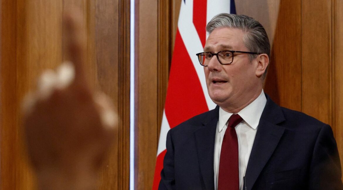 Стармер ответил: «Мы не будем втянуты в более широкую войну».