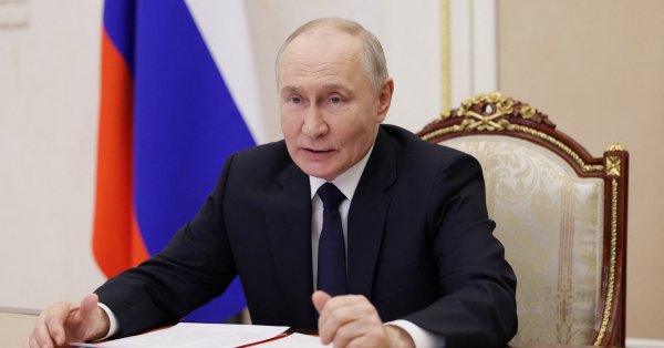 Кремль: Путин и Сийярто обсудят «украинский энергетический шантаж»