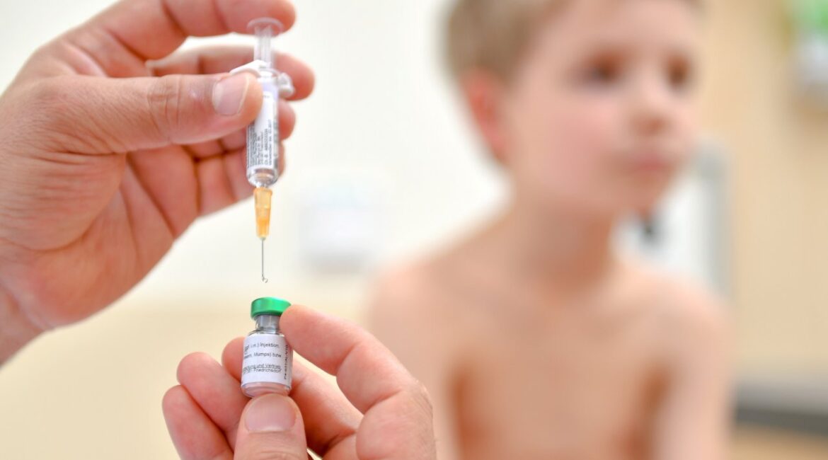 Детей, заразившихся корью, не вакцинировали