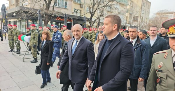 Радев пригрозил: На этих выборах мы идем на марш за будущее Болгарии