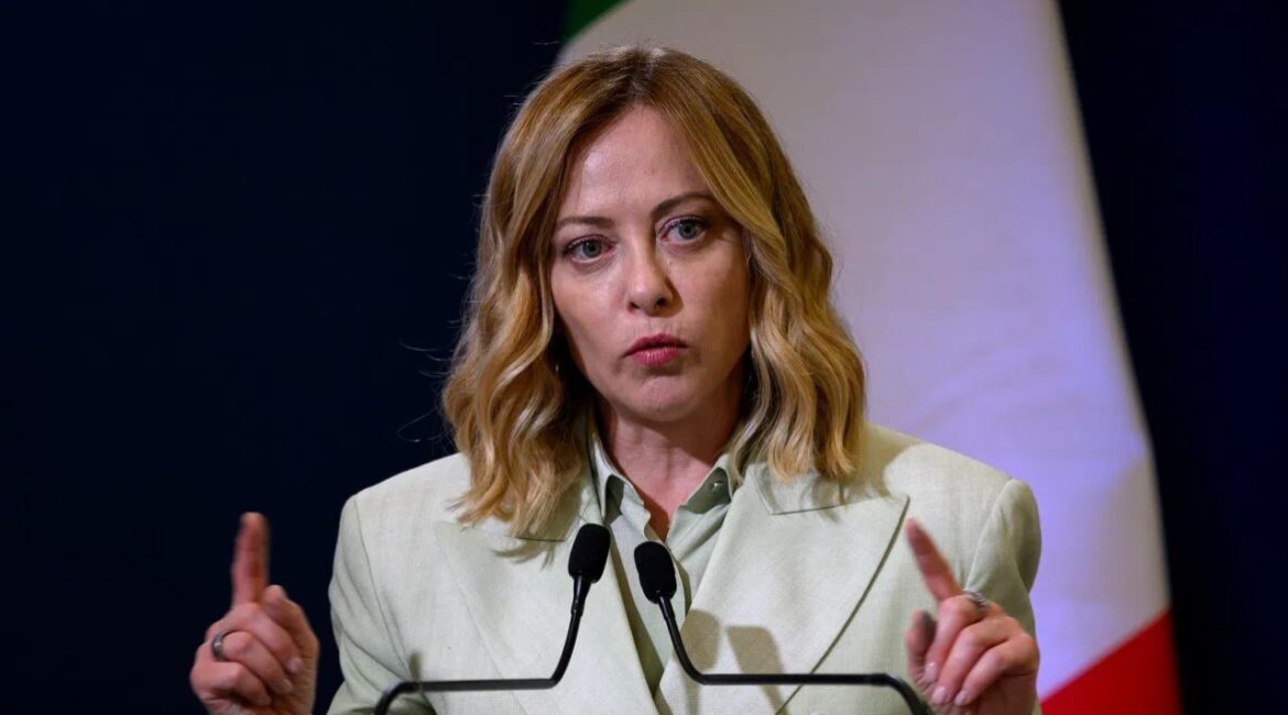 Мелони назвал блокировку латинского патриарха "оскорблением верующих".