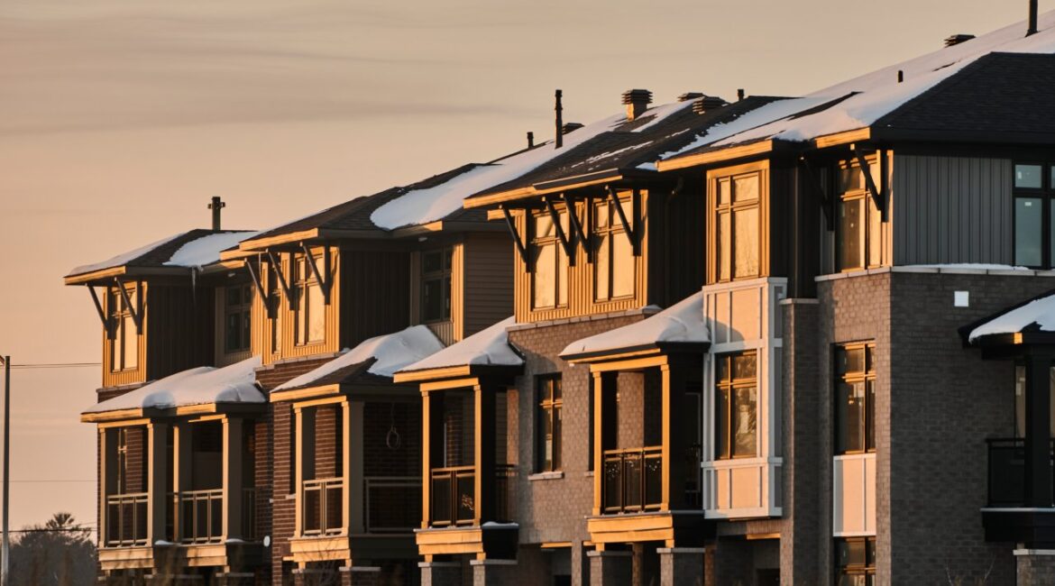 Продавцов на рынке жилья в США больше, чем покупателей, на 630 000 человек.