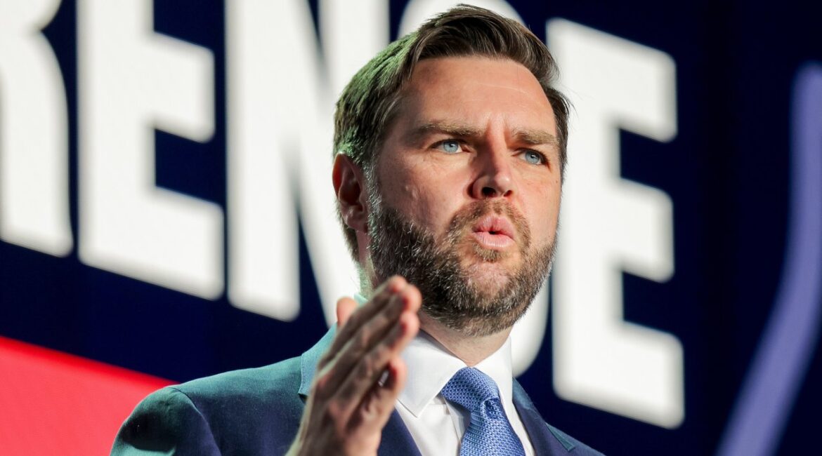 Вэнс – фаворит республиканцев на следующую номинацию в президенты