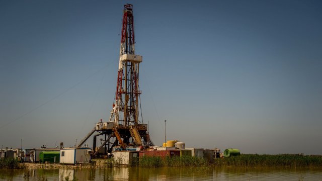 Удары по иранскому о. Харг усиливает обеспокоенность по поводу поставок нефти из Персидского залива