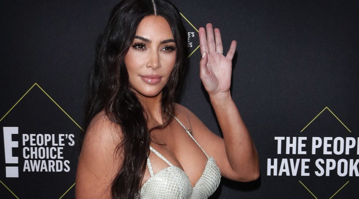 Ким Кардашьян и Льюис Хэмилтон все больше влюблены и счастливы