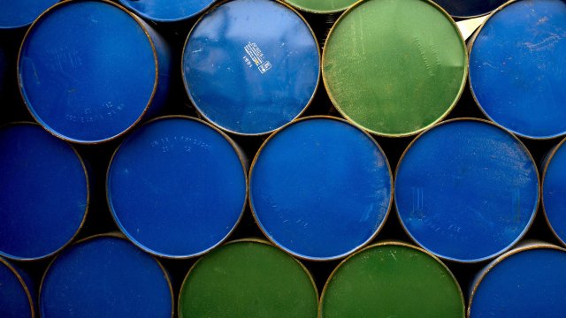 Европейские фондовые рынки падают после провала мер по снижению цен на нефть