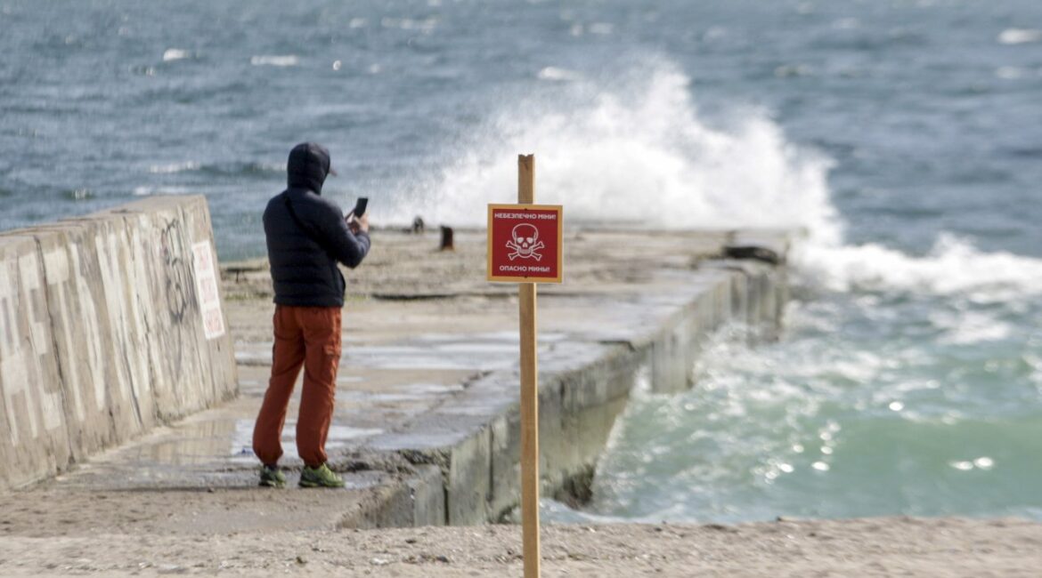 В Молдове объявили тревогу из-за разлива топлива в Днестре