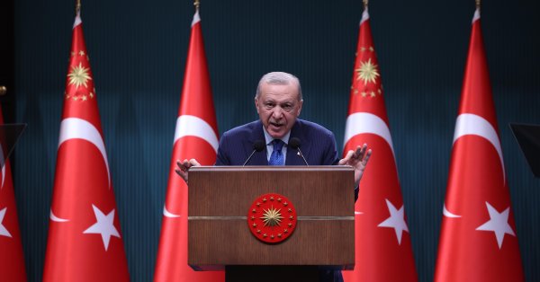 Эрдоган призвал Иран воздержаться от неверных шагов