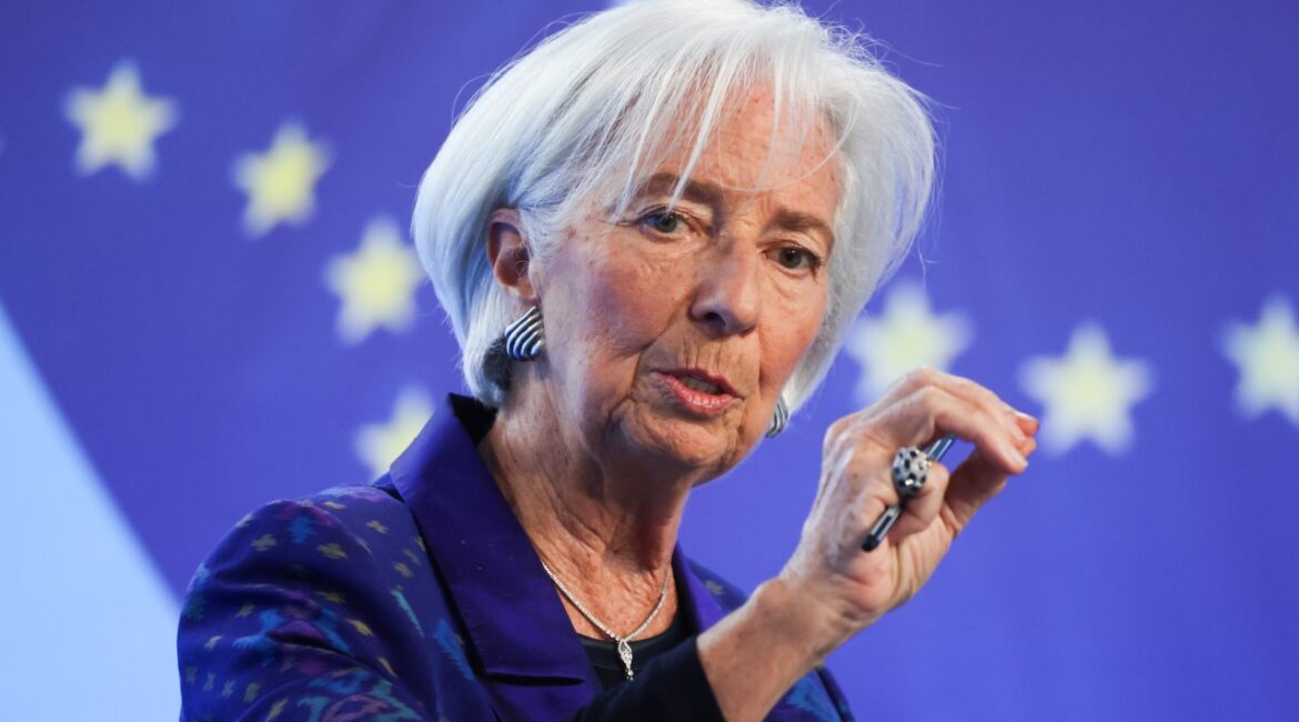 Лагард: ЕЦБ, возможно, придется действовать даже перед лицом не столь устойчивого всплеска инфляции