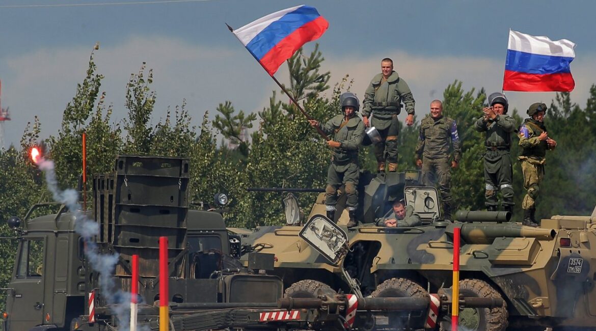 Вы все трусы? Российские вузы заставляют студентов воевать на Украине