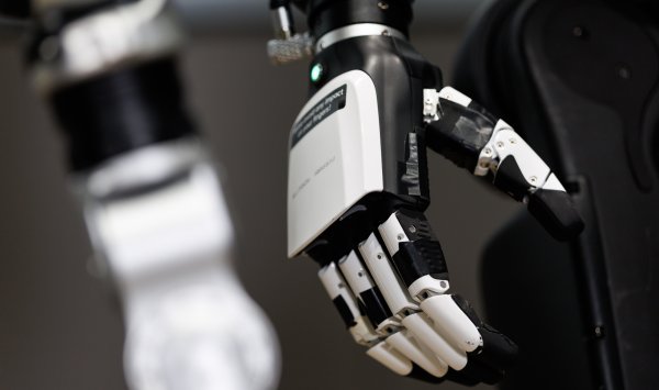 Мечтают ли андроиды о бонусах для руководителей Уолл-стрит?