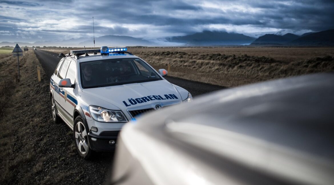 Болгары задержаны за групповое изнасилование несовершеннолетней на Крите